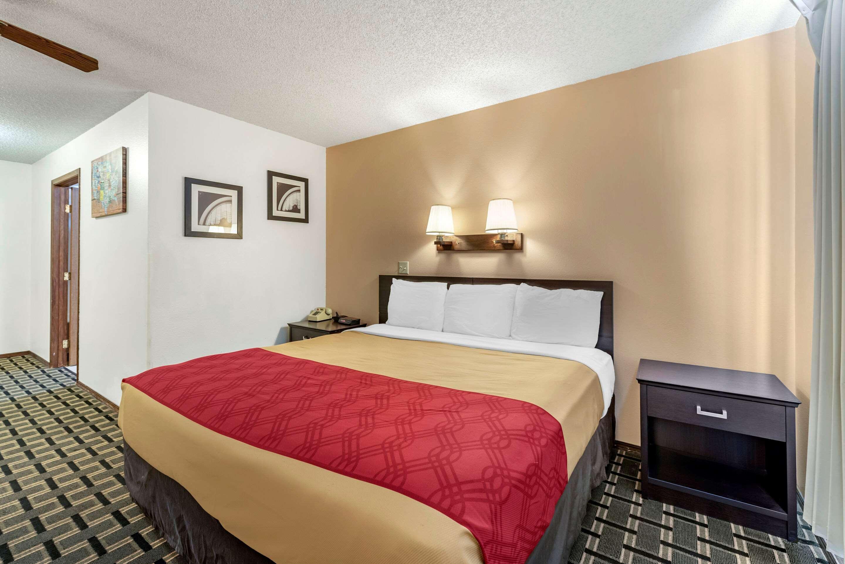 Econo Lodge La Junta Exterior photo
